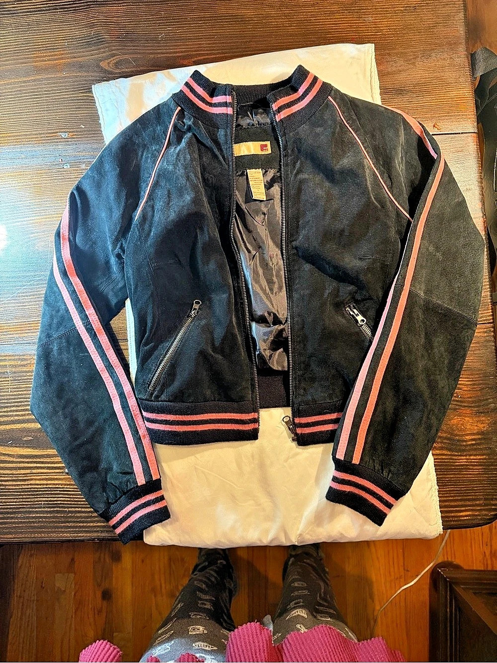 Forever 21 vintage Black & Pink Bomber Jacket size xs 1990s